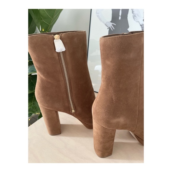 $129 MICHAEL KORS FRENCHIE PLATFORM BOOTS - Picture 2 of 6